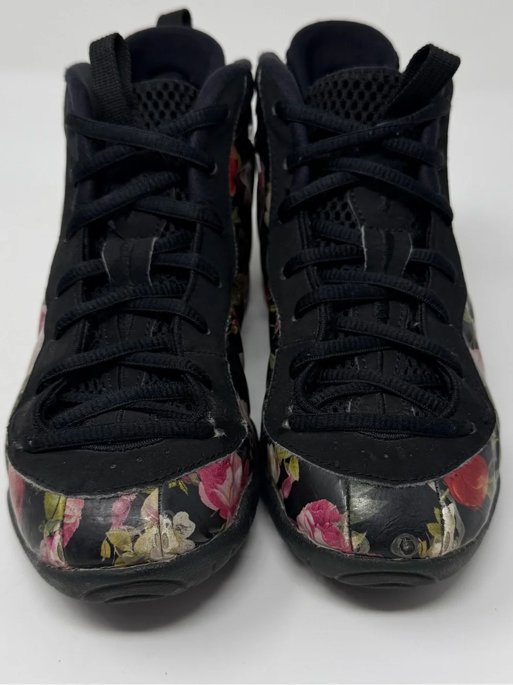 Nike Foamposite Floral Pattern Shoes w/ Black Soles size 1.5y